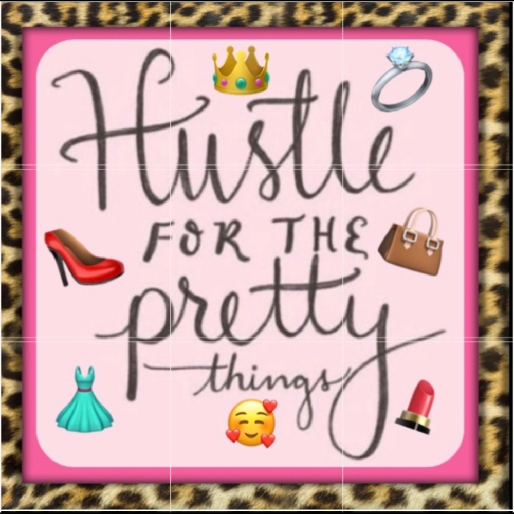 🔥🔥PRICE DROP on Luxury Items!!🔥🔥 🙌🏼WELCOME to Lady K’s Closet Store!🙌🏼🛍 - Picture 13 of 17